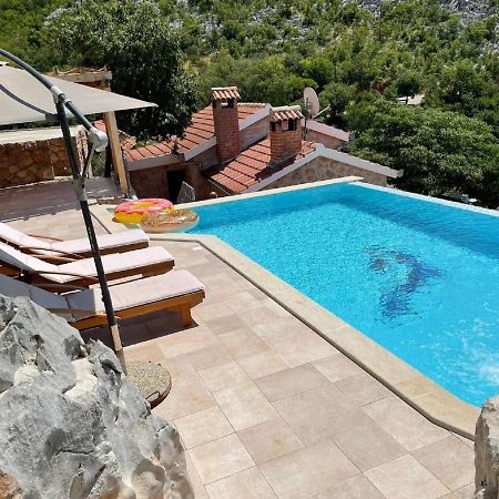 Lovely Holiday Home In Starigrad Esterno foto