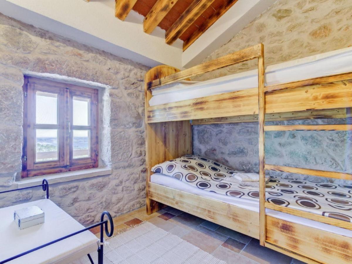 Lovely Holiday Home In Starigrad Esterno foto